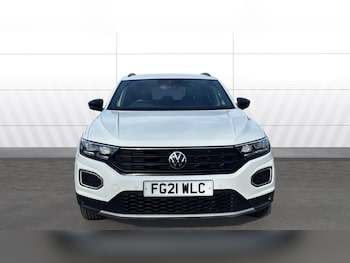 Used Volkswagen T-Roc 2021 for sale - 77701225: Photo