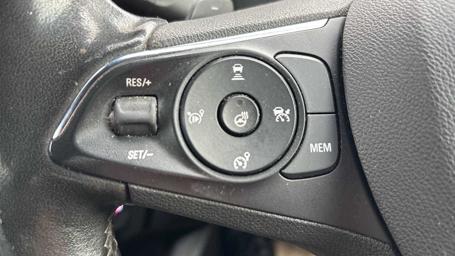 Used Vauxhall Mokka 2022 for sale - 77354239: Photo 35