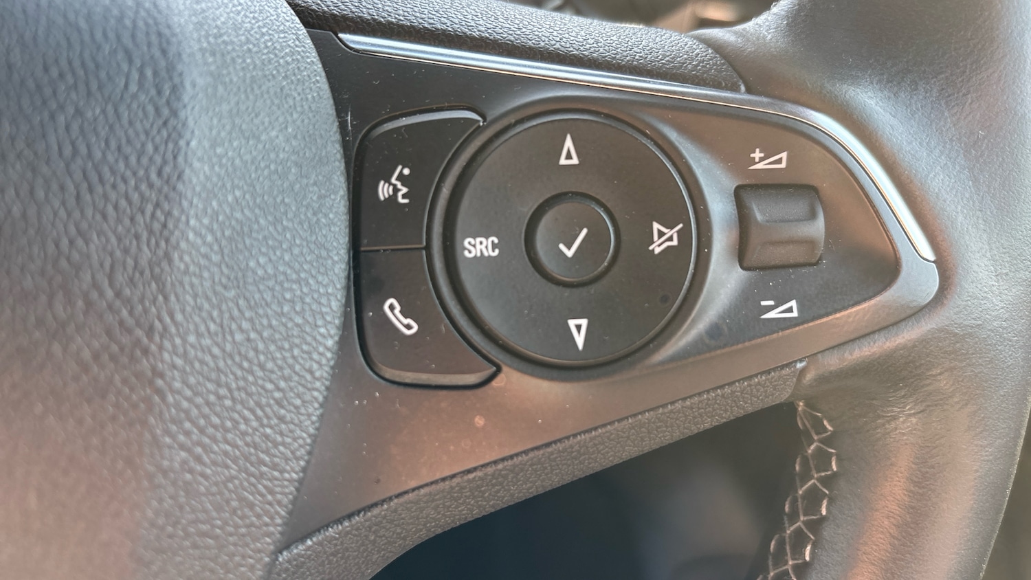 Used Vauxhall Mokka 2022 for sale - 77965595: Photo 37