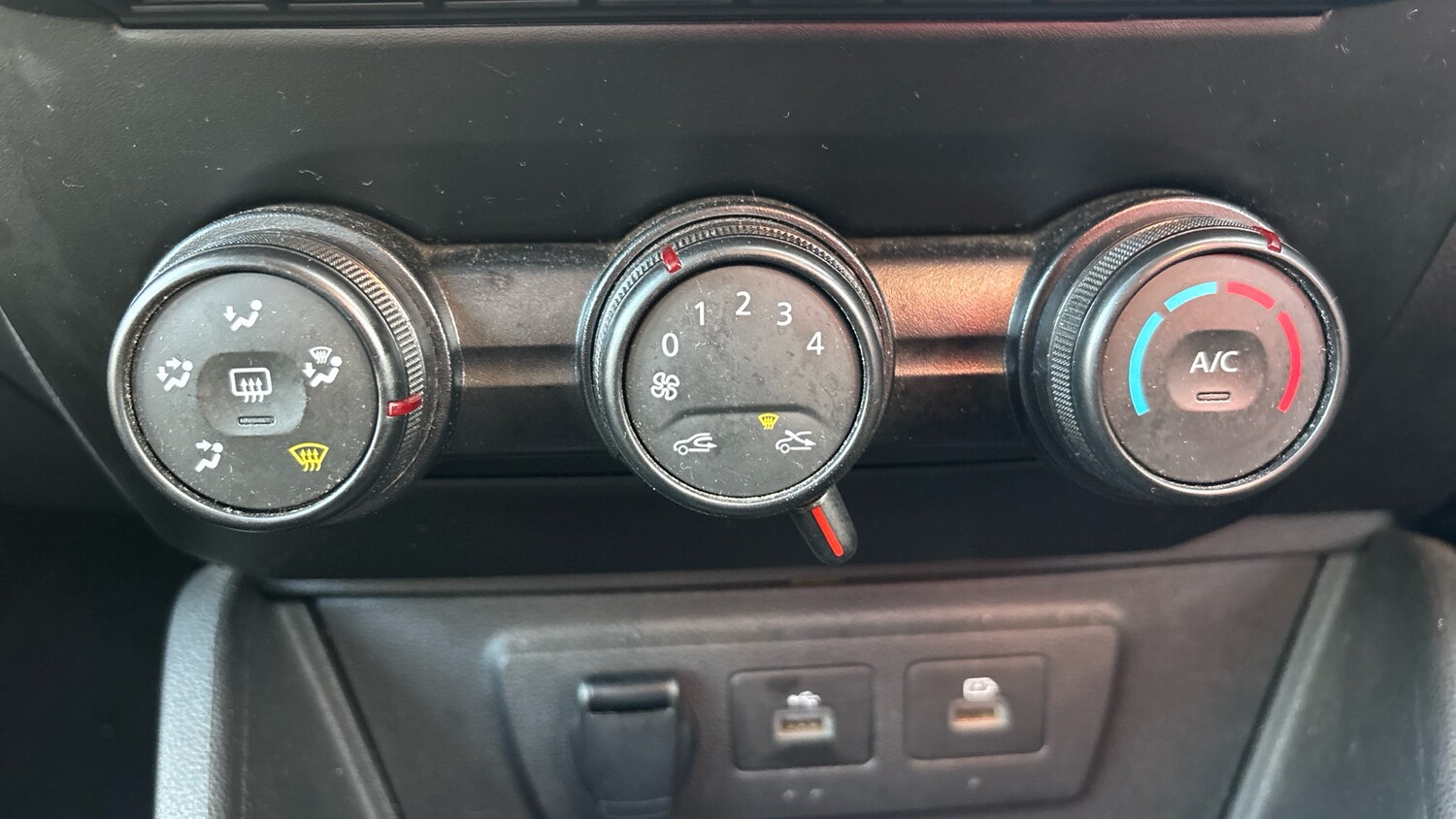 Used Dacia Duster 2022 for sale - 76602221: Photo 26