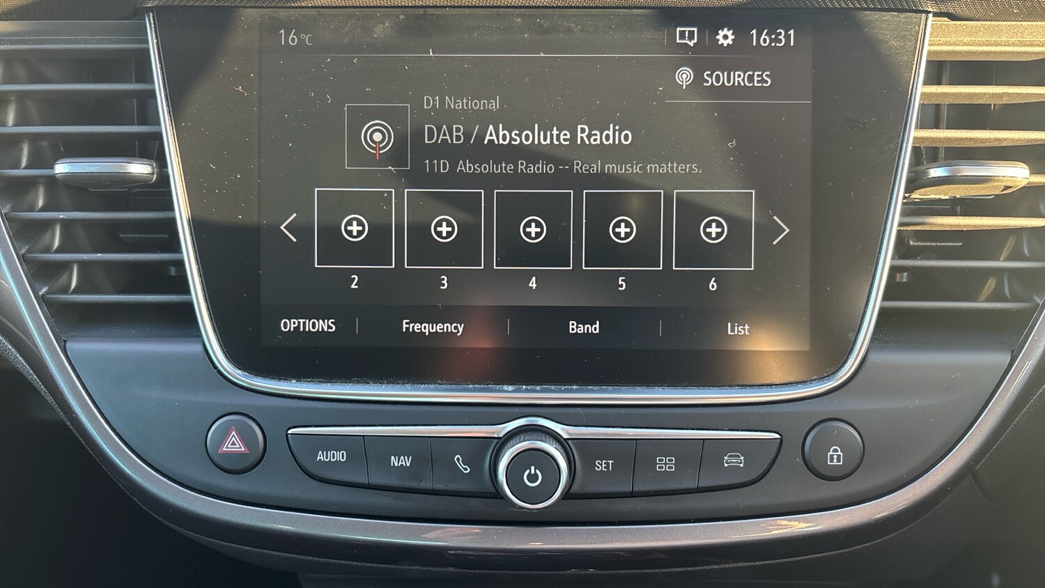 Used Vauxhall Crossland X 2019 for sale - 77915916: Photo 22