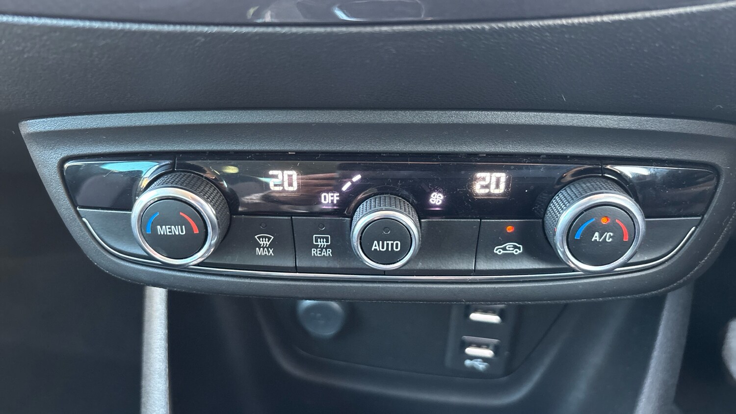 Used Vauxhall Crossland X 2019 for sale - 77915916: Photo 27