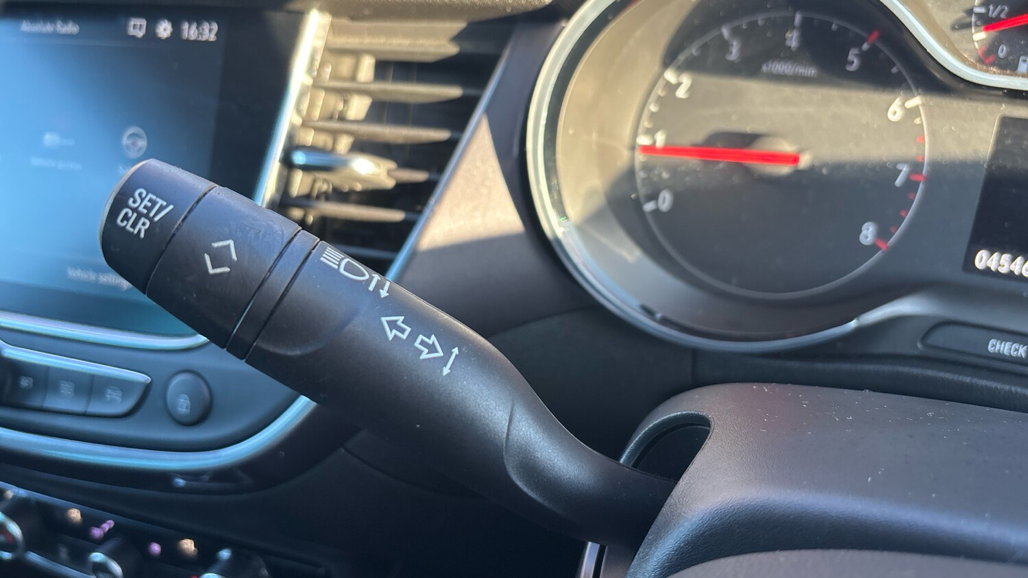 Used Vauxhall Crossland X 2019 for sale - 77915916: Photo 33