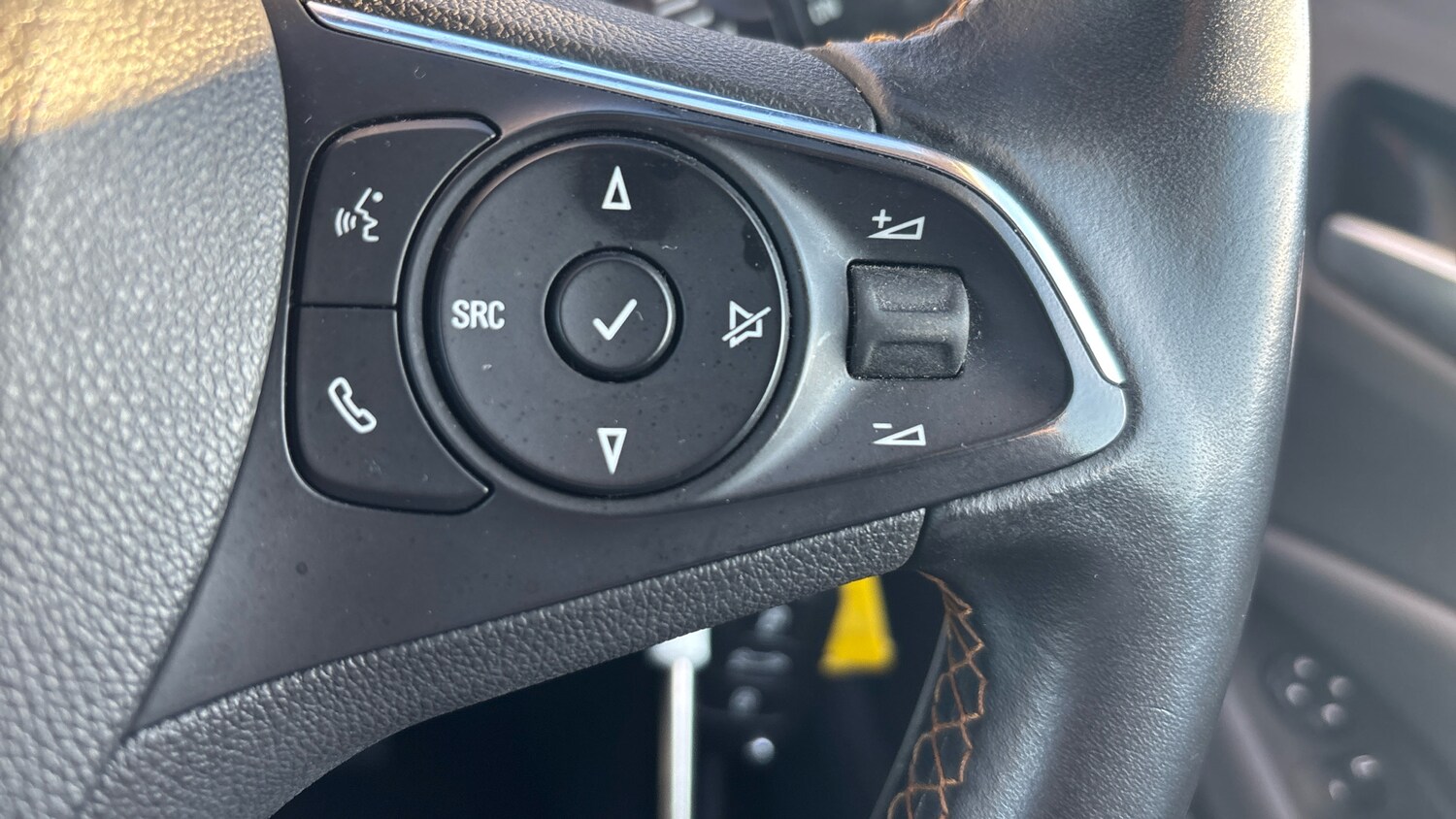 Used Vauxhall Crossland X 2019 for sale - 77915916: Photo 34