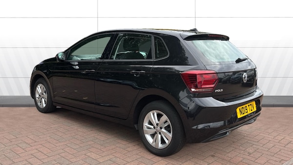 Used Volkswagen Polo 2019 for sale - 76192459: Photo 2