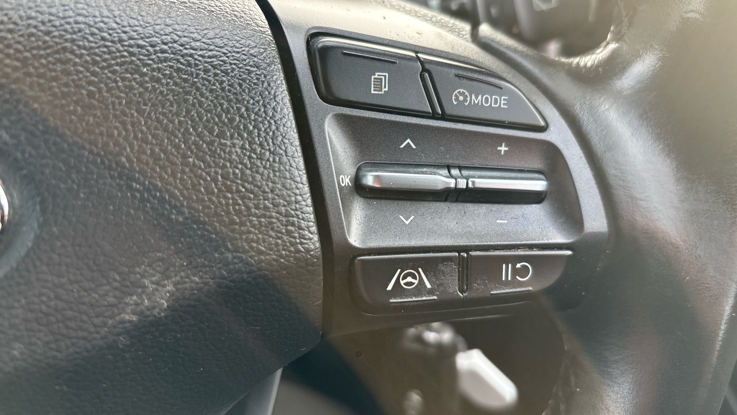 Used Hyundai KONA 2022 for sale - 77271259: Photo 32