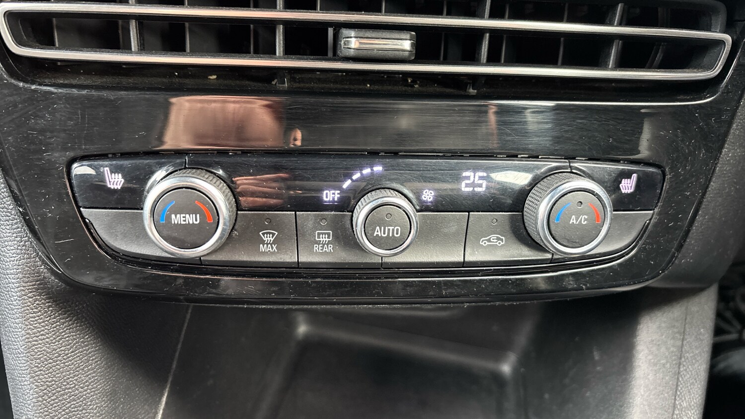 Used Vauxhall Mokka 2024 for sale - 76734399: Photo 31