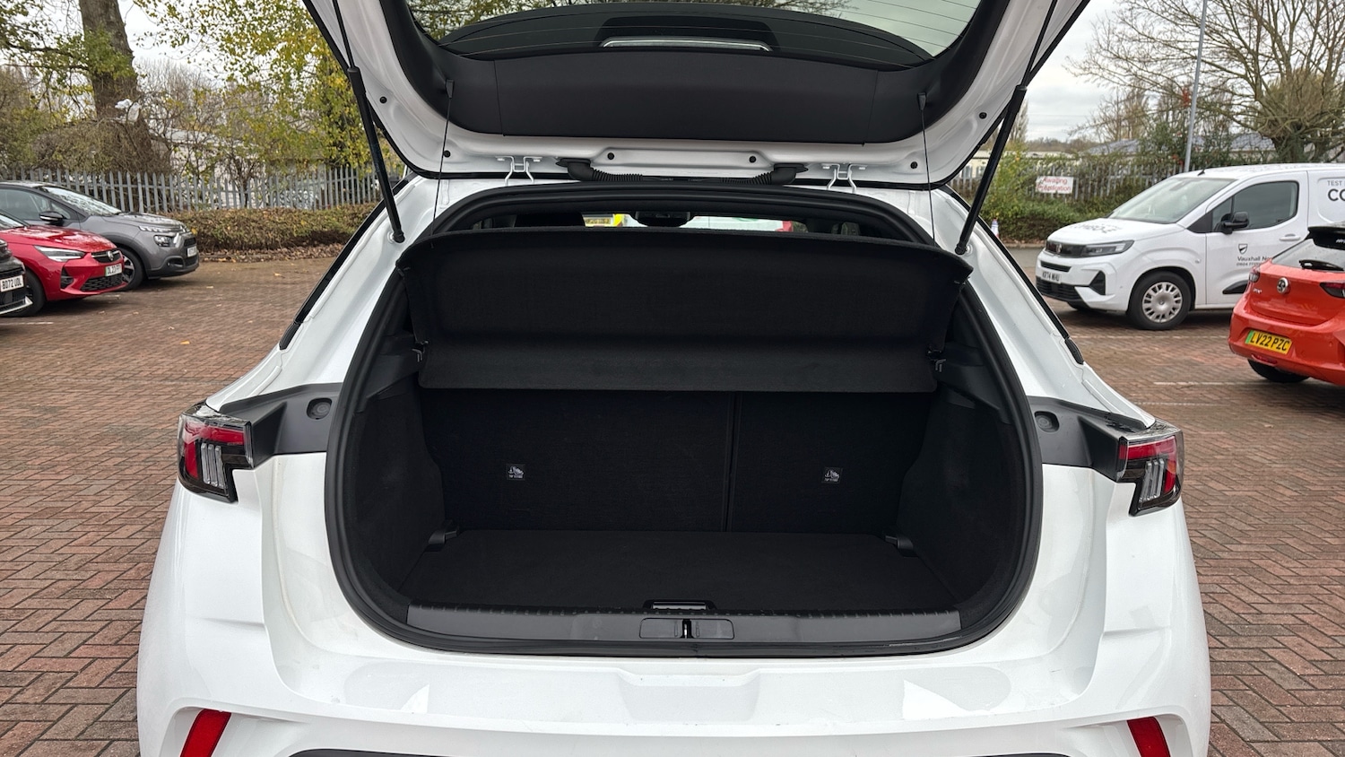 Used Vauxhall Mokka 2024 for sale - 76734399: Photo 4