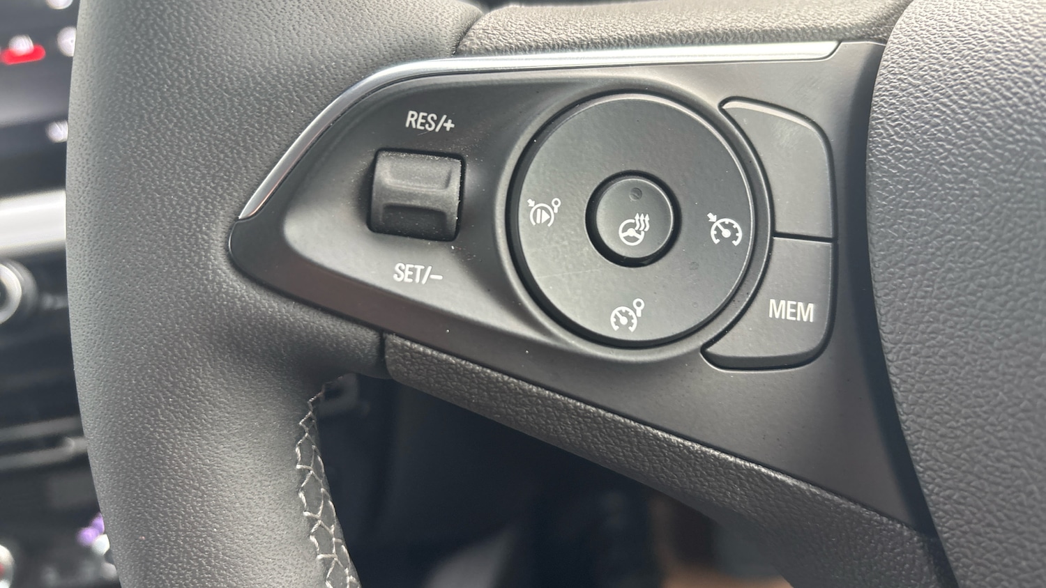 Used Vauxhall Mokka 2025 for sale - 77262182: Photo 37