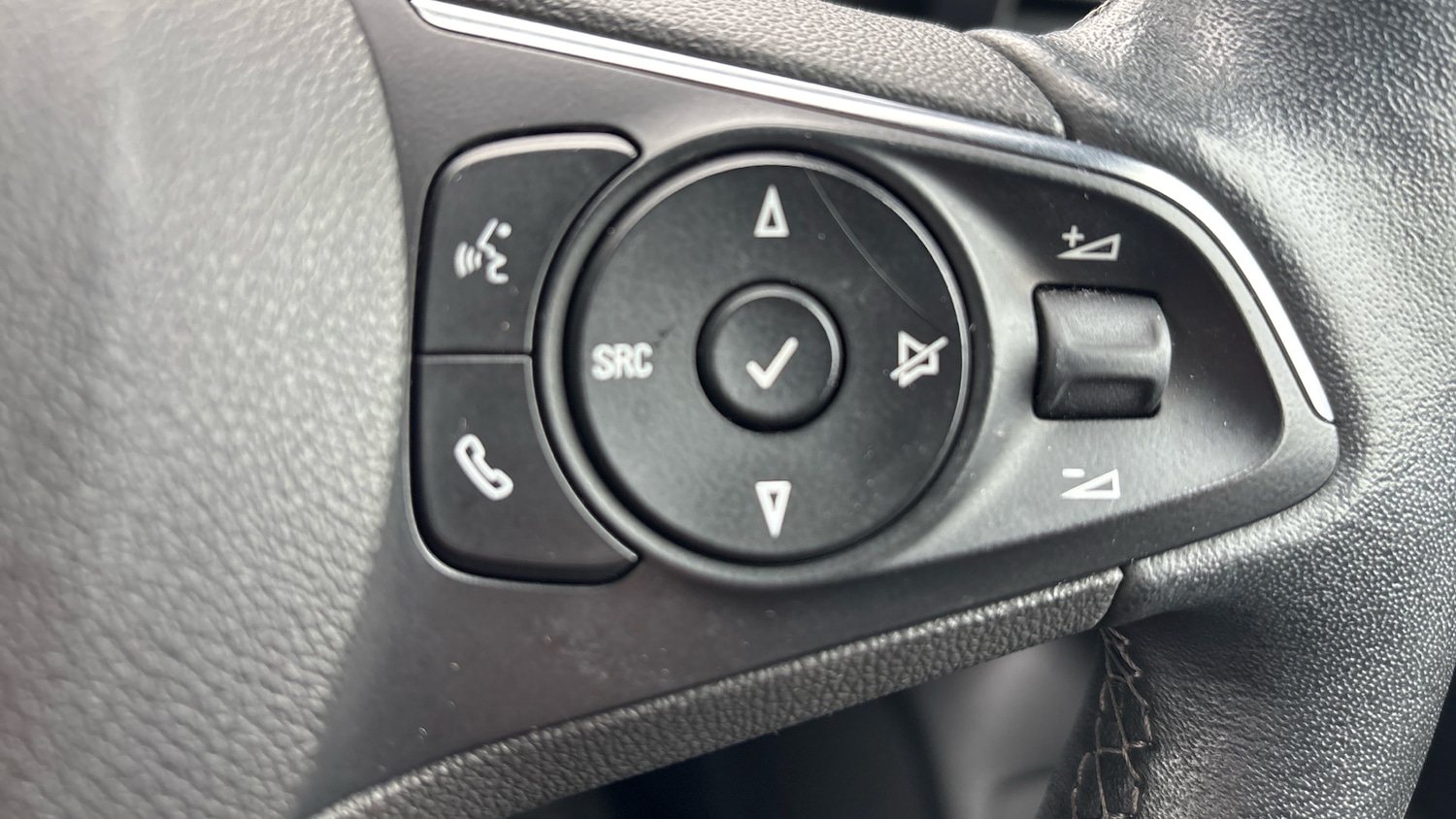 Used Vauxhall Mokka 2023 for sale - 77883796: Photo 39