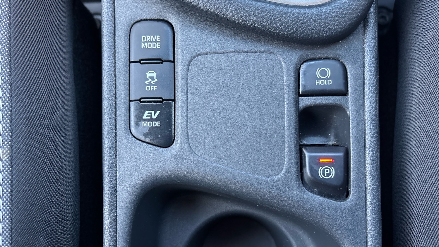 Used Toyota Yaris 2020 for sale - 76879223: Photo 28