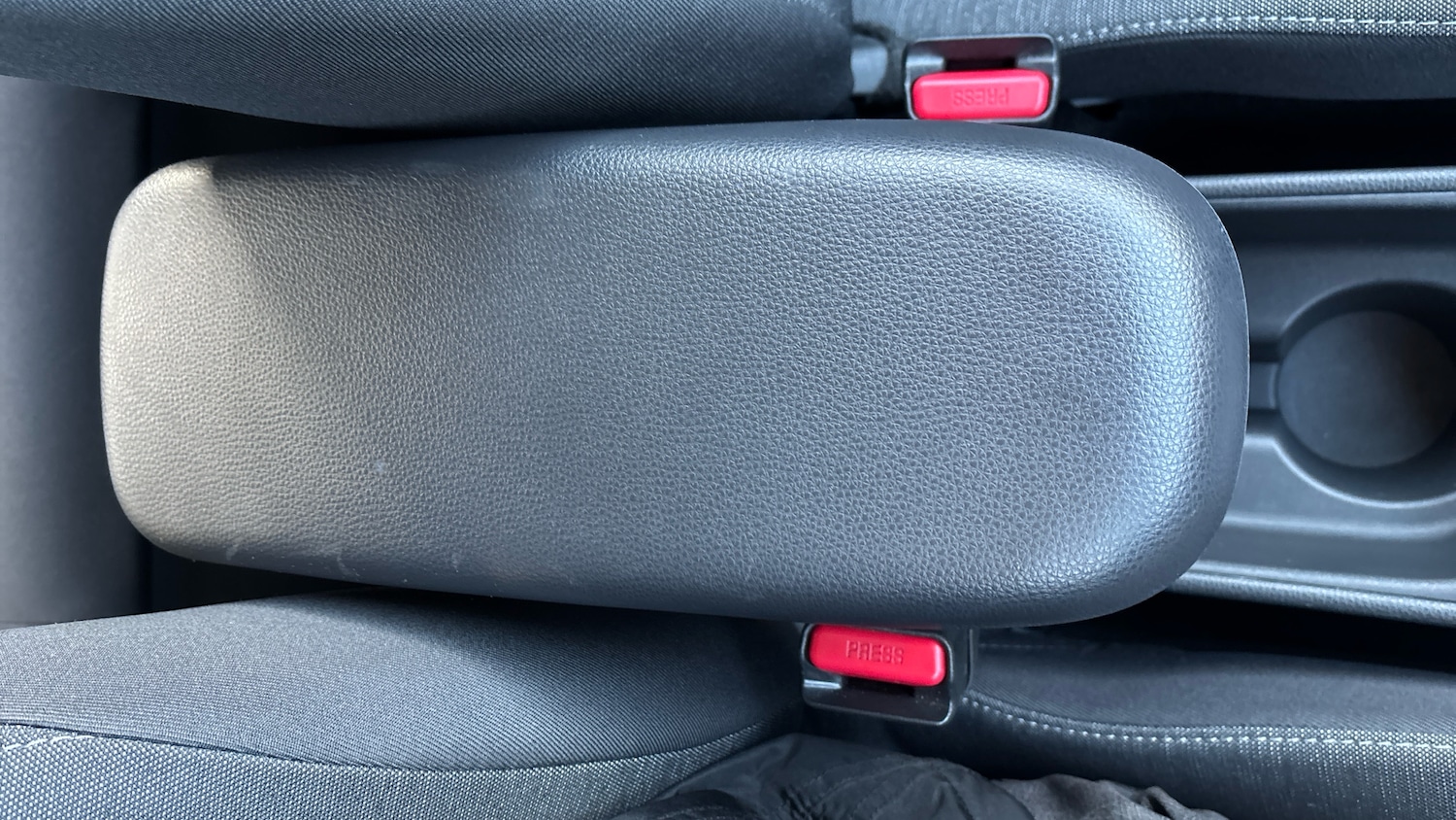 Used Toyota Yaris 2020 for sale - 76879223: Photo 30