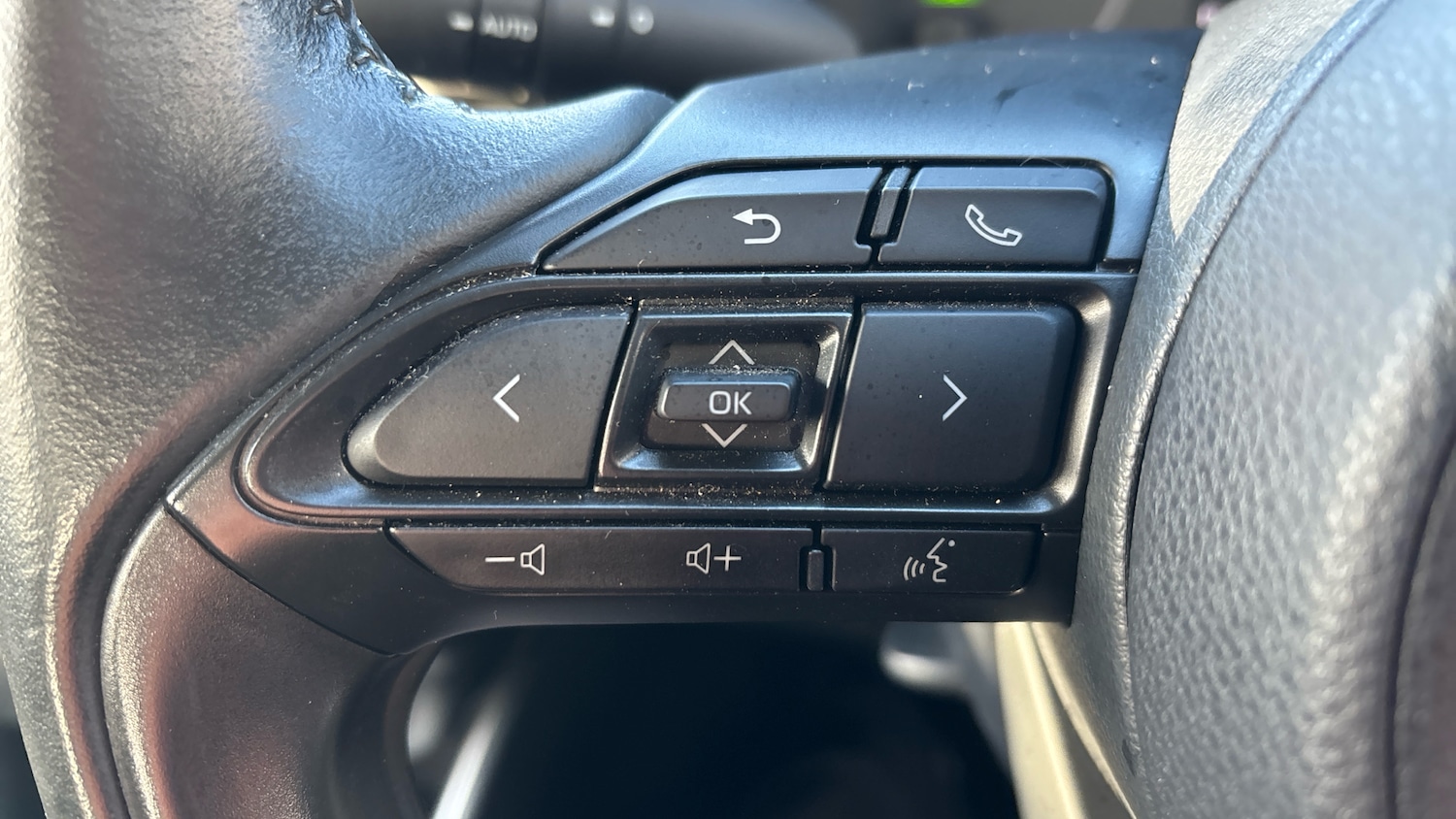 Used Toyota Yaris 2020 for sale - 76879223: Photo 31