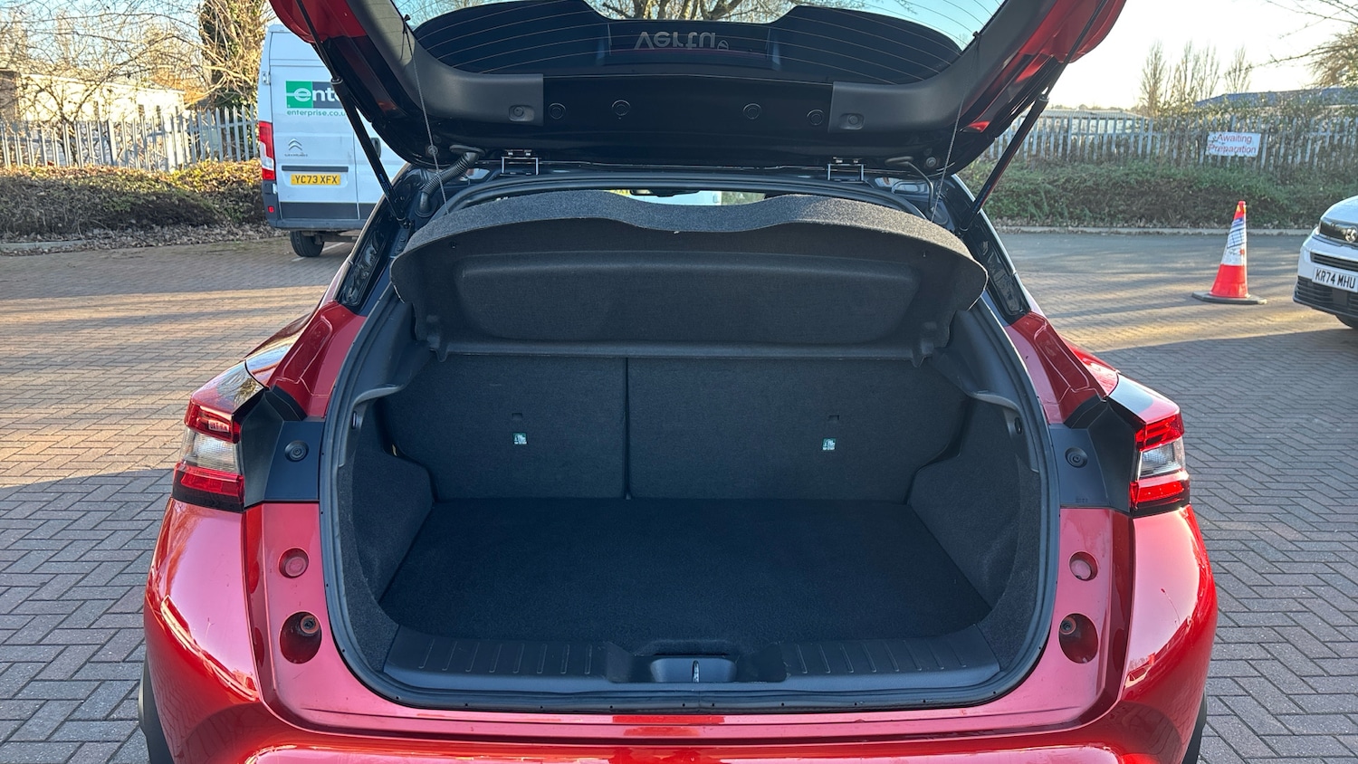 Used Nissan Juke 2020 for sale - 77135681: Photo 4