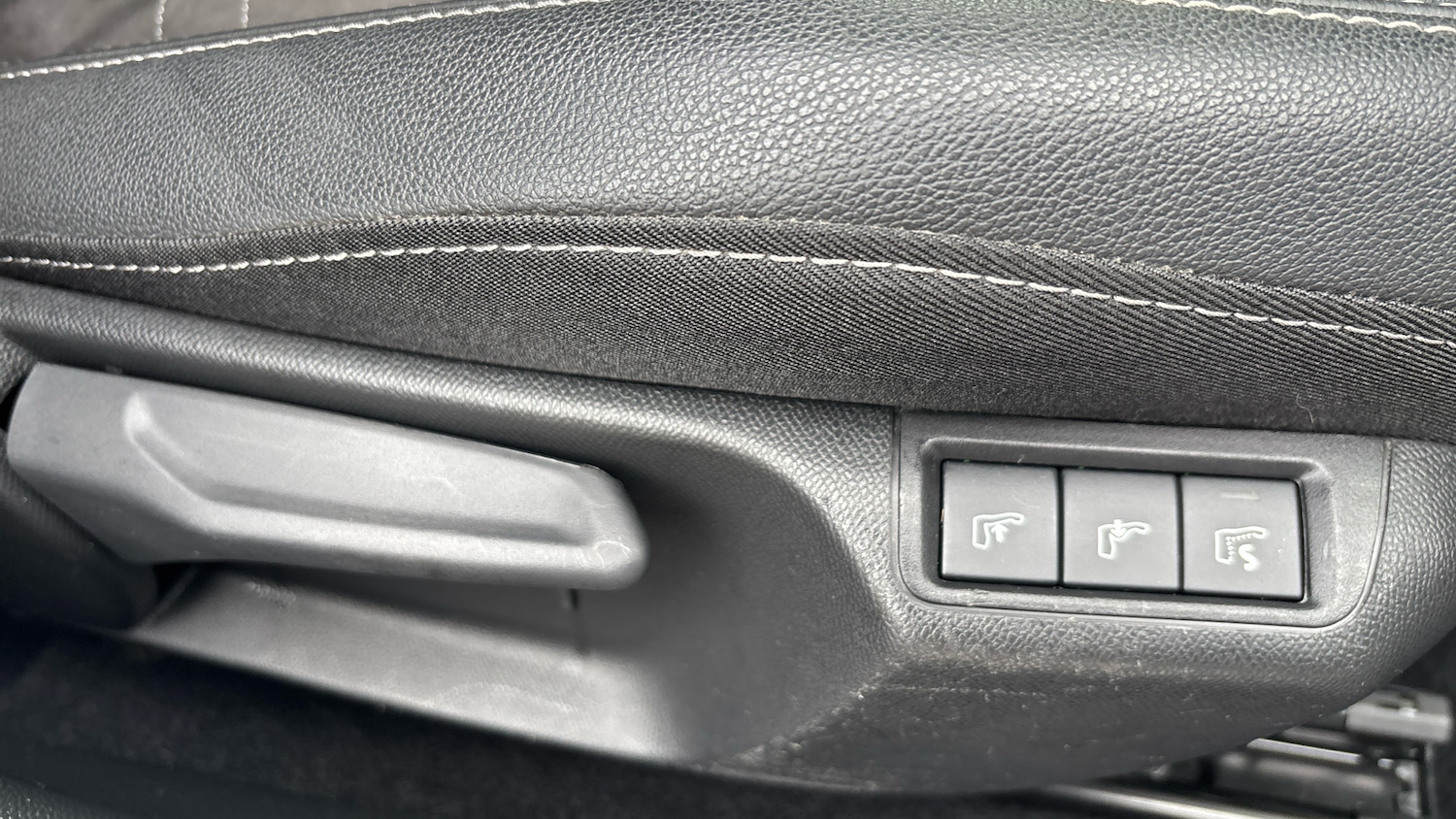 Used Vauxhall Mokka 2023 for sale - 76531324: Photo 40