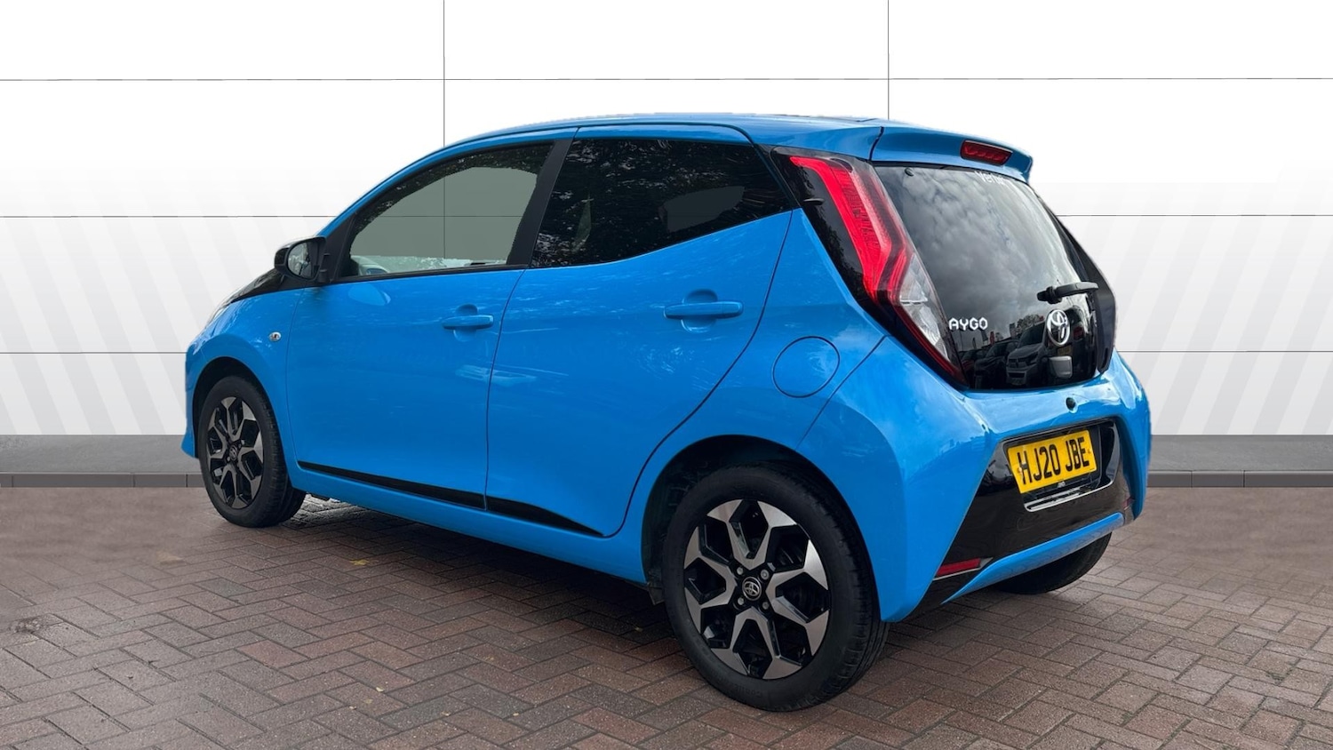 Used Toyota AYGO 2020 for sale - 76519274: Photo 2