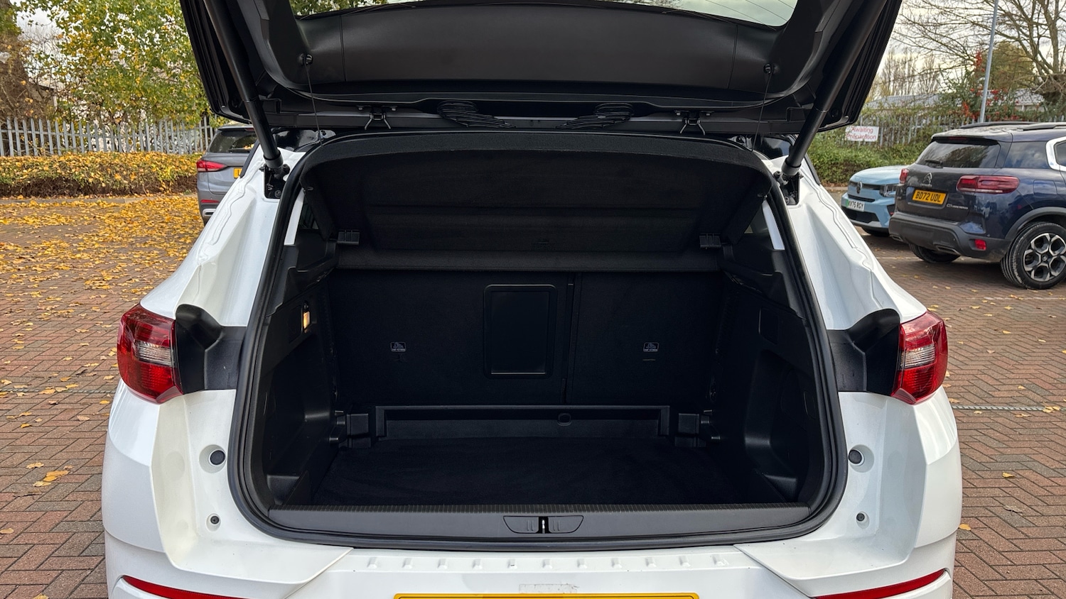 Used Vauxhall Grandland 2022 for sale - 76616392: Photo 4