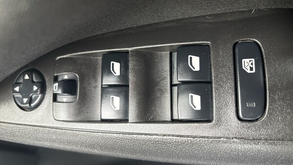 Used Vauxhall Crossland X 2019 for sale - 76220708: Photo 38