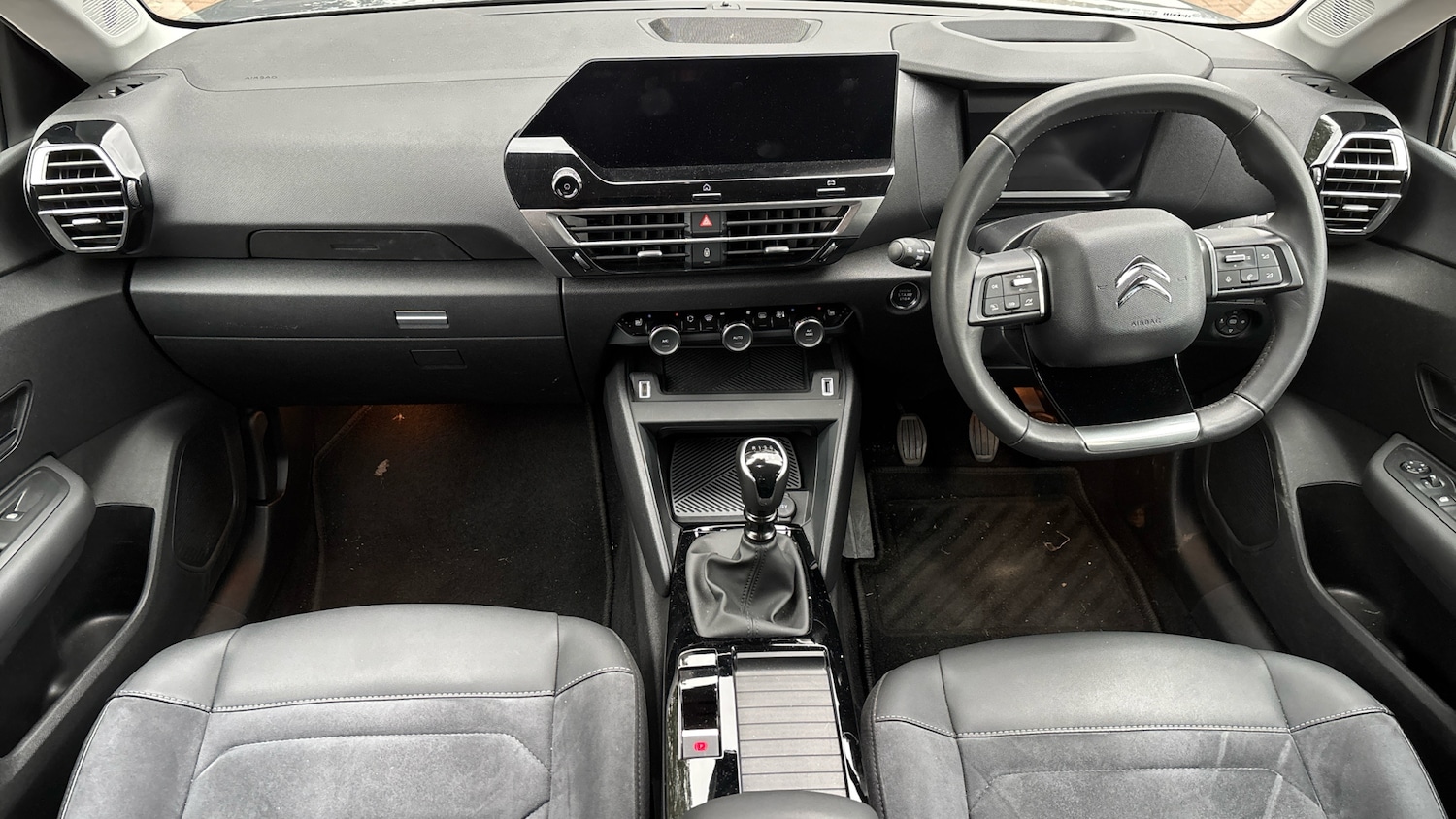 Used Citroen C4 2024 for sale - 76322476: Photo 10