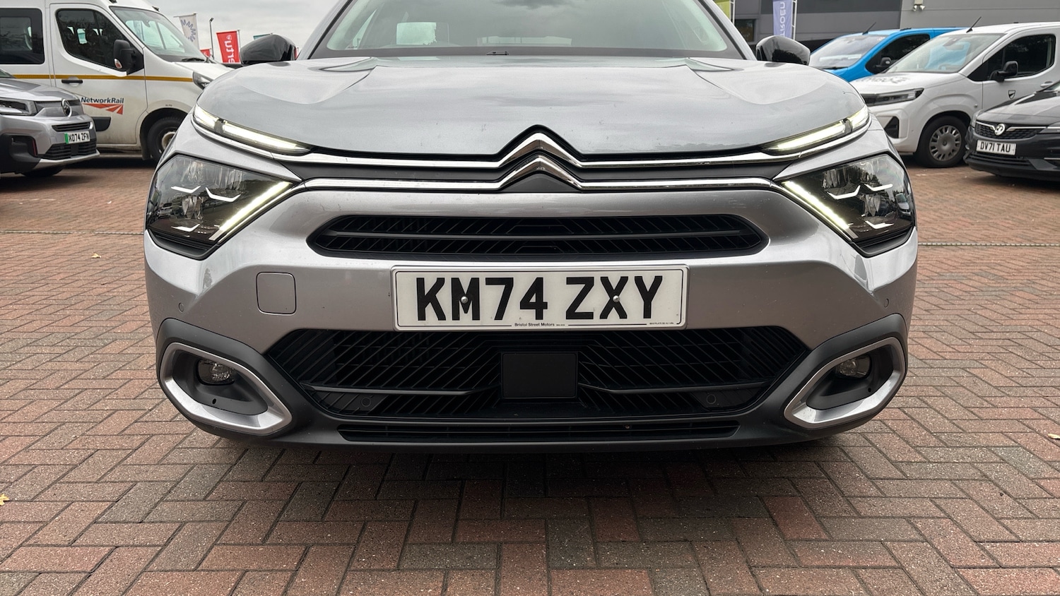 Used Citroen C4 2024 for sale - 76322476: Photo 42
