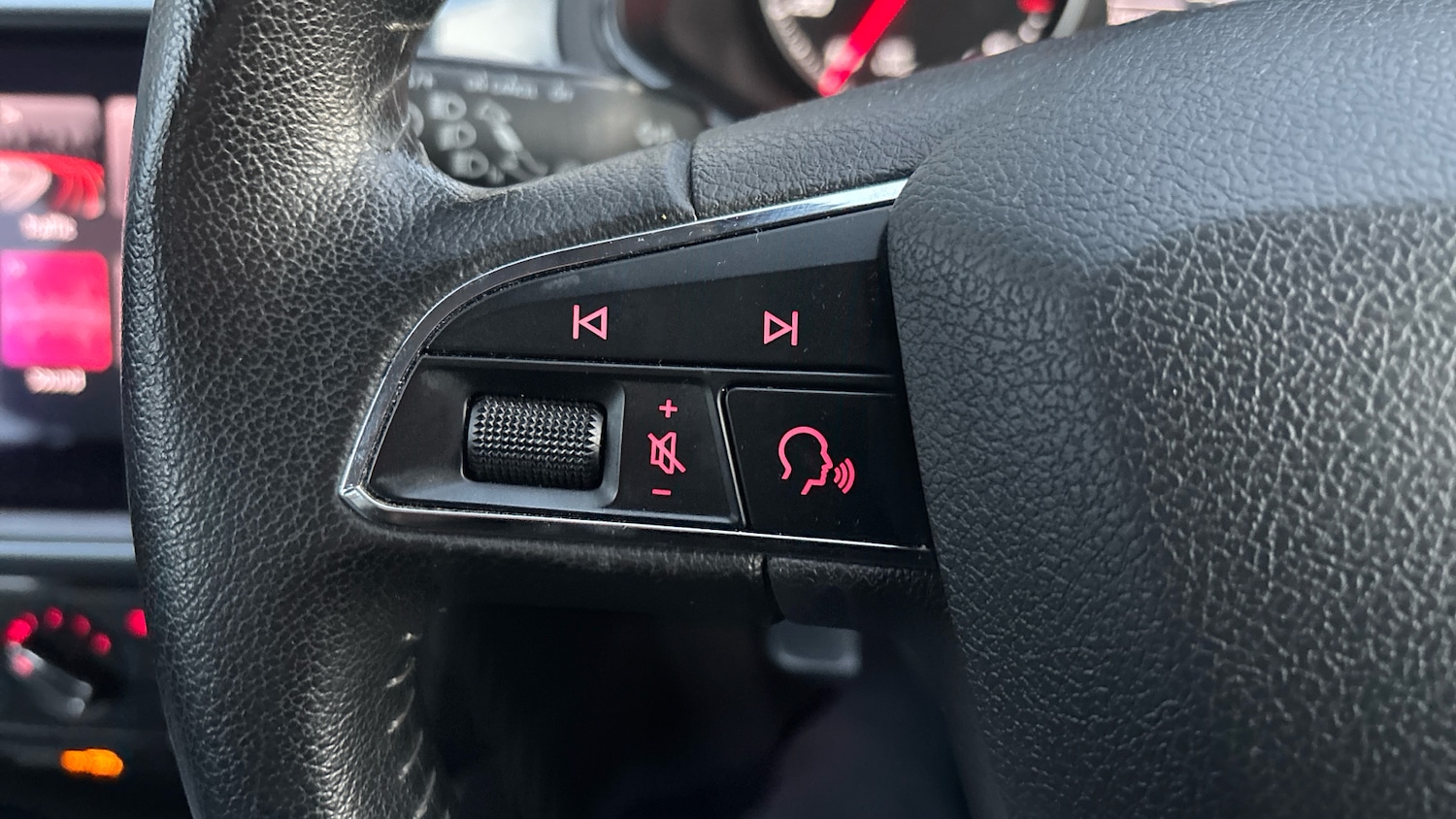 Used SEAT Arona 2019 for sale - 76877360: Photo 28