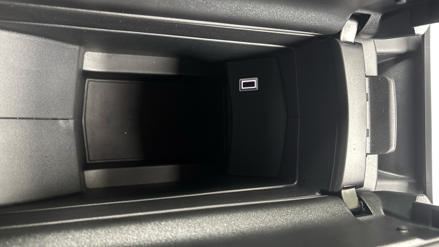 Used Citroen C5 X 2022 for sale - 76352383: Photo 34