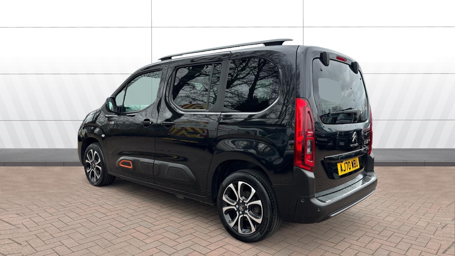 Used Citroen Berlingo 2020 for sale - 77716054: Photo 2