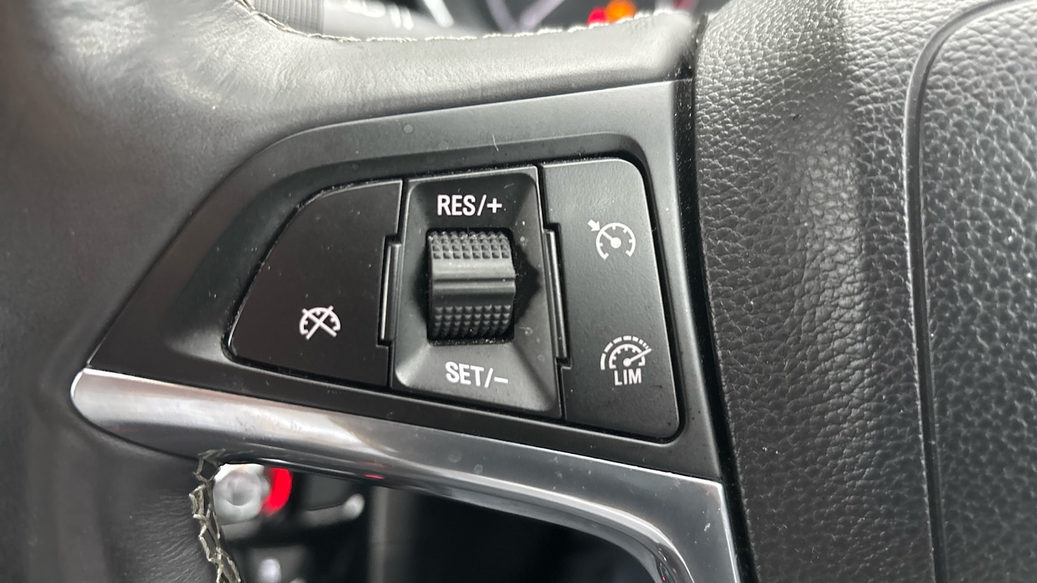 Used Vauxhall Mokka X 2017 for sale - 76352940: Photo 31