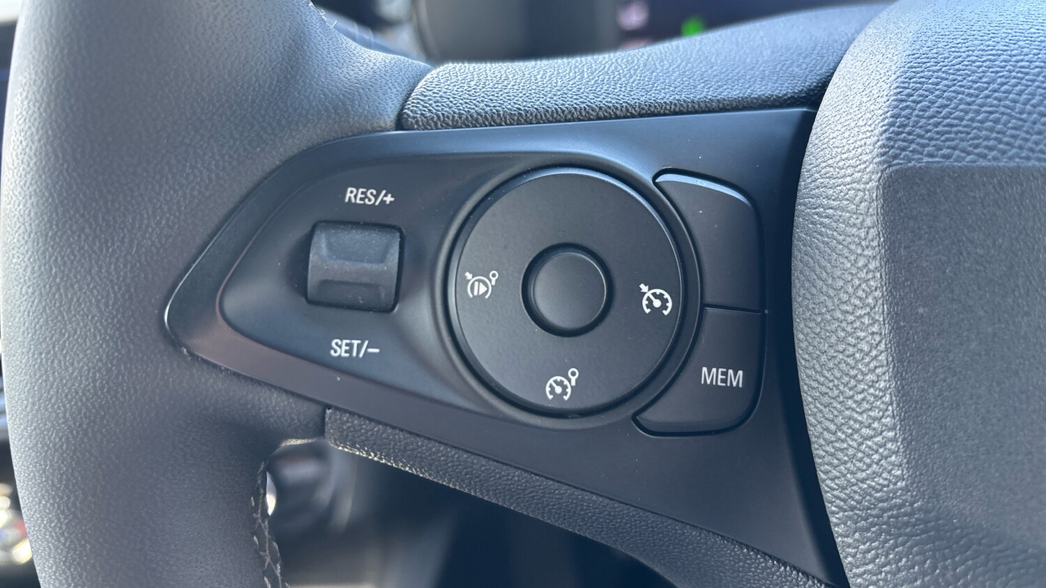 Used Vauxhall Corsa 2023 for sale - 77931573: Photo 32