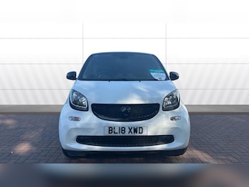 Used smart fortwo 2018 for sale - 79357406: Photo