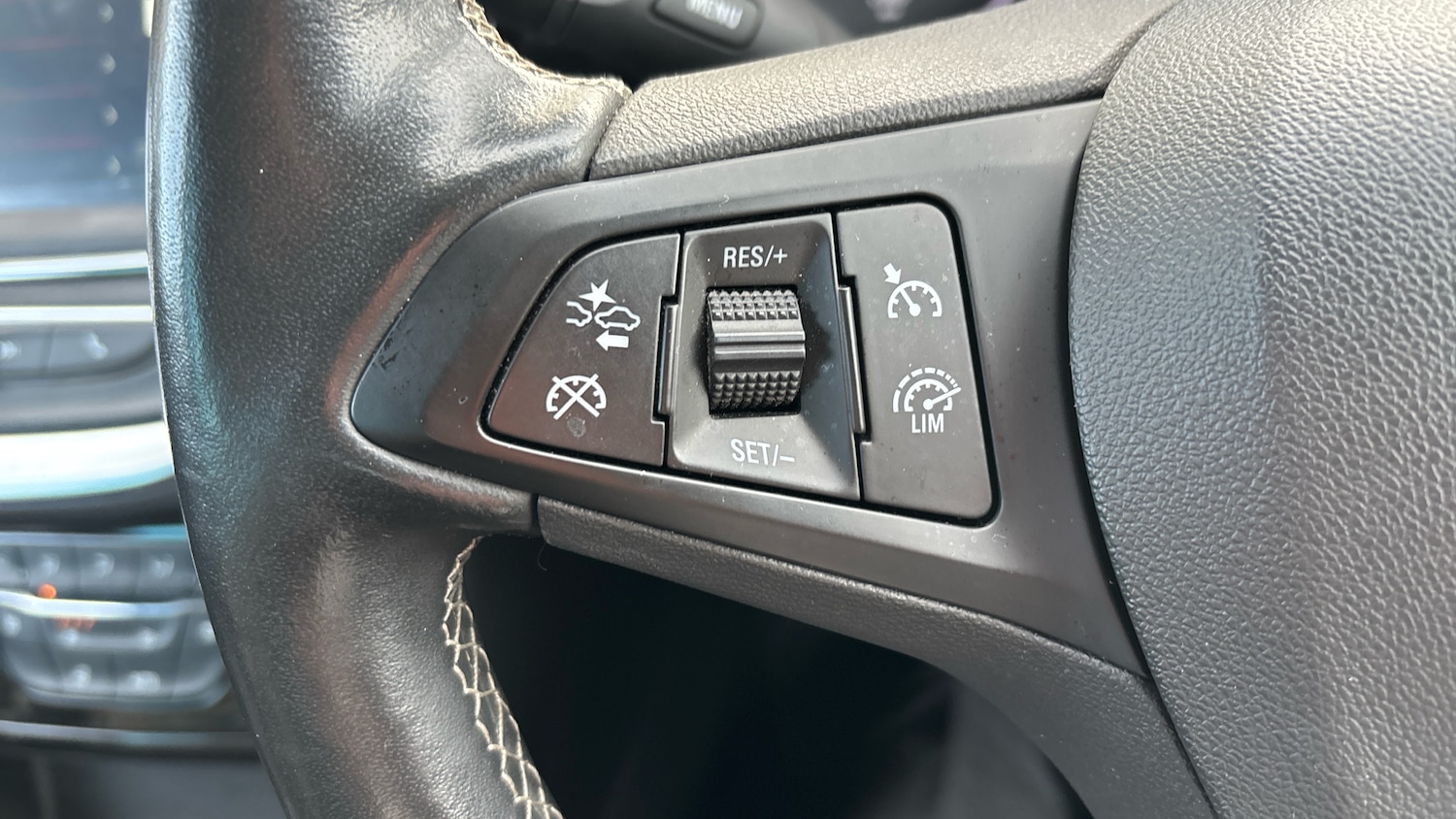 Used Vauxhall Astra 2021 for sale - 76650055: Photo 31