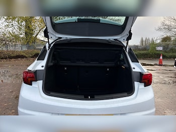 Used Vauxhall Astra 2021 for sale - 76650055: Photo