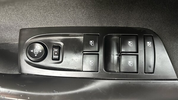 Used Vauxhall Astra 2017 for sale - 76243089: Photo 34