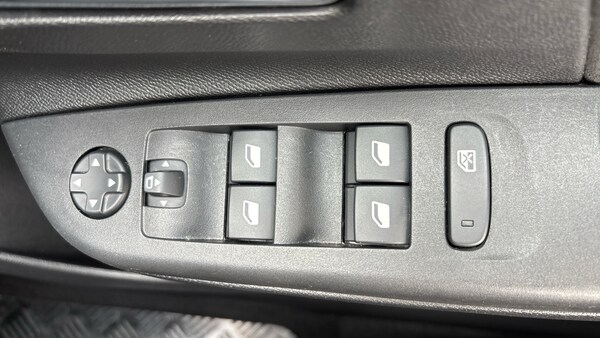 Used Vauxhall Corsa 2023 for sale - 76184230: Photo 42