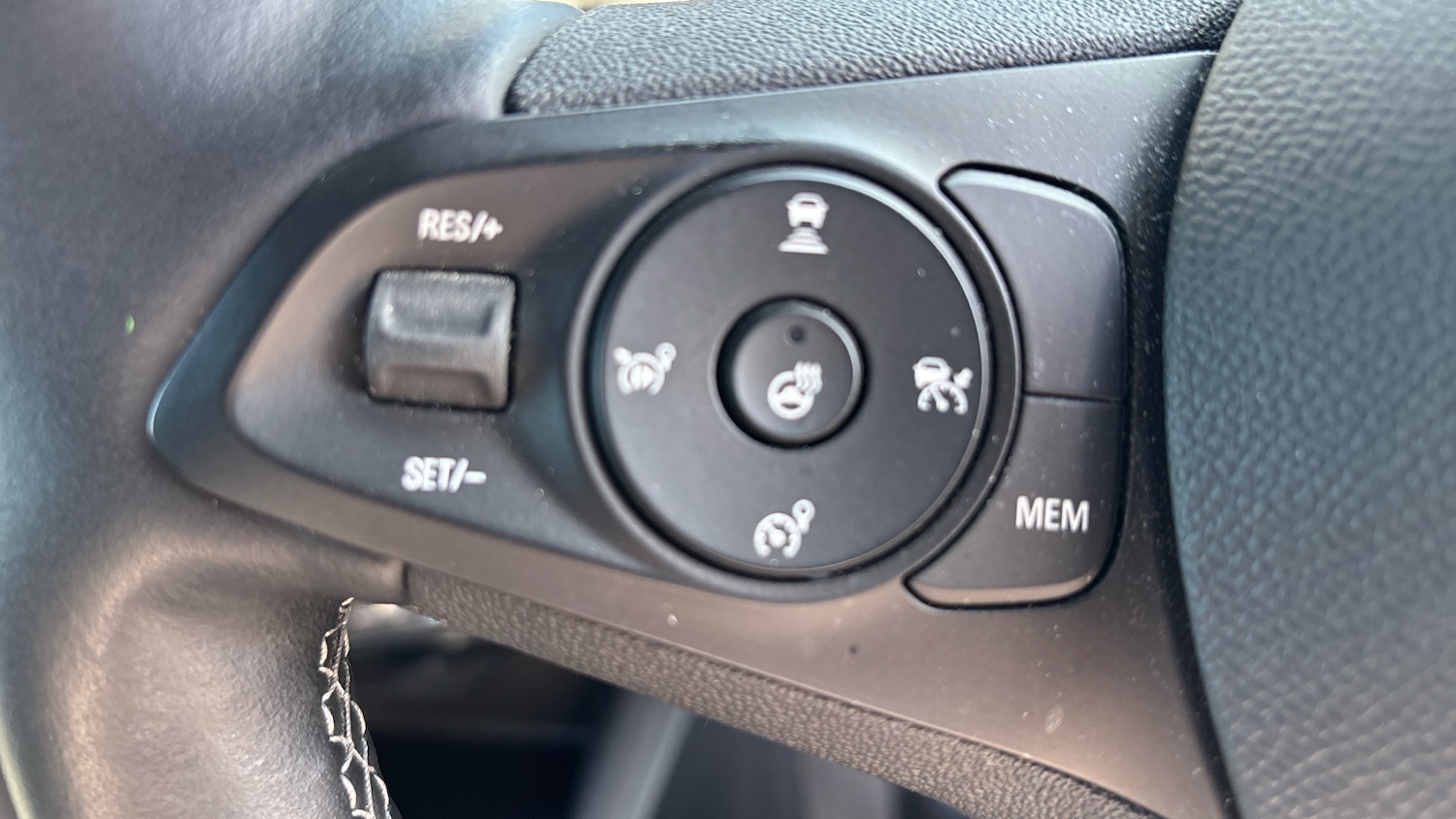 Used Vauxhall Corsa 2023 for sale - 77946975: Photo 36