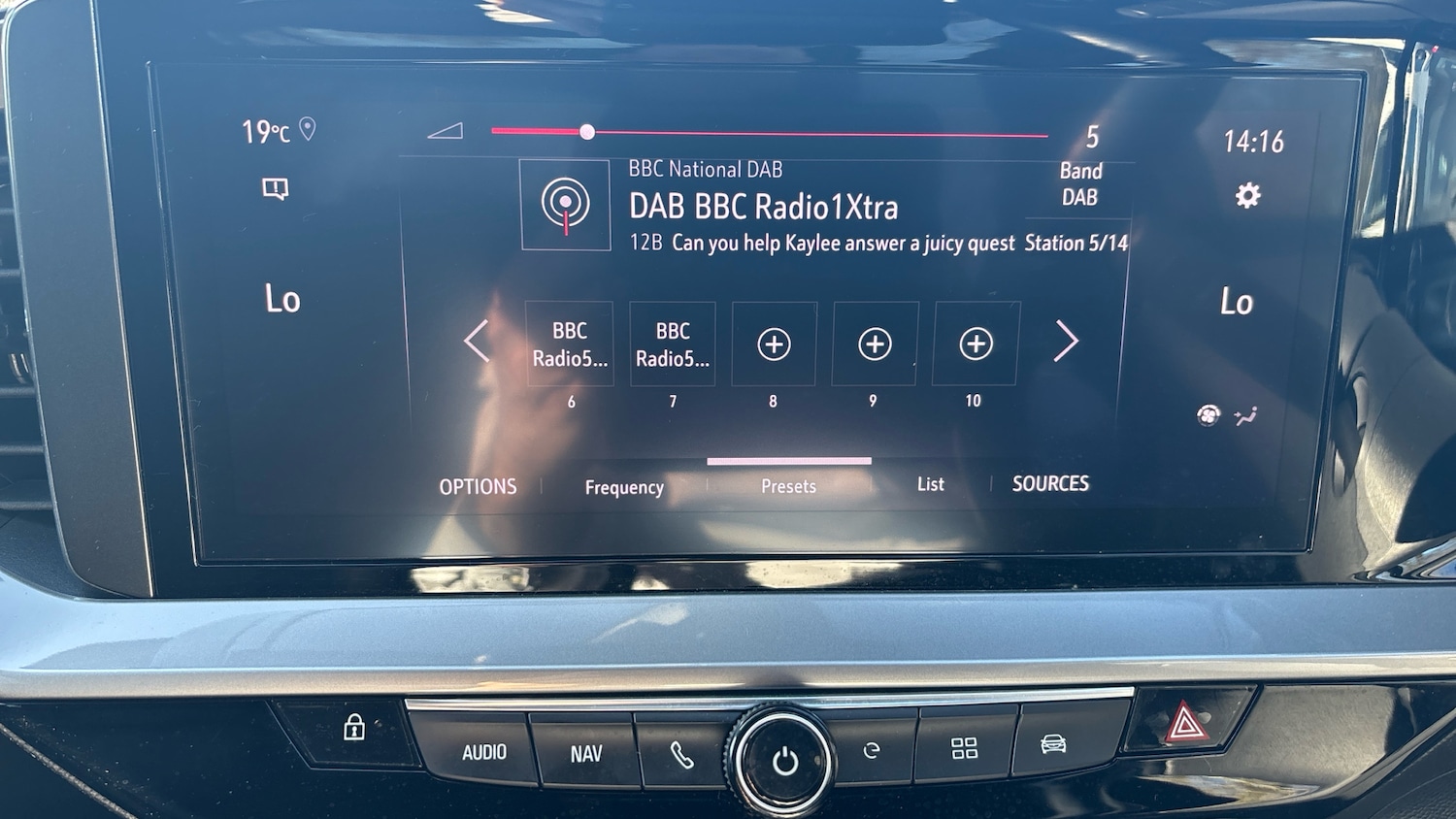 Used Vauxhall Mokka 2023 for sale - 77950308: Photo 23