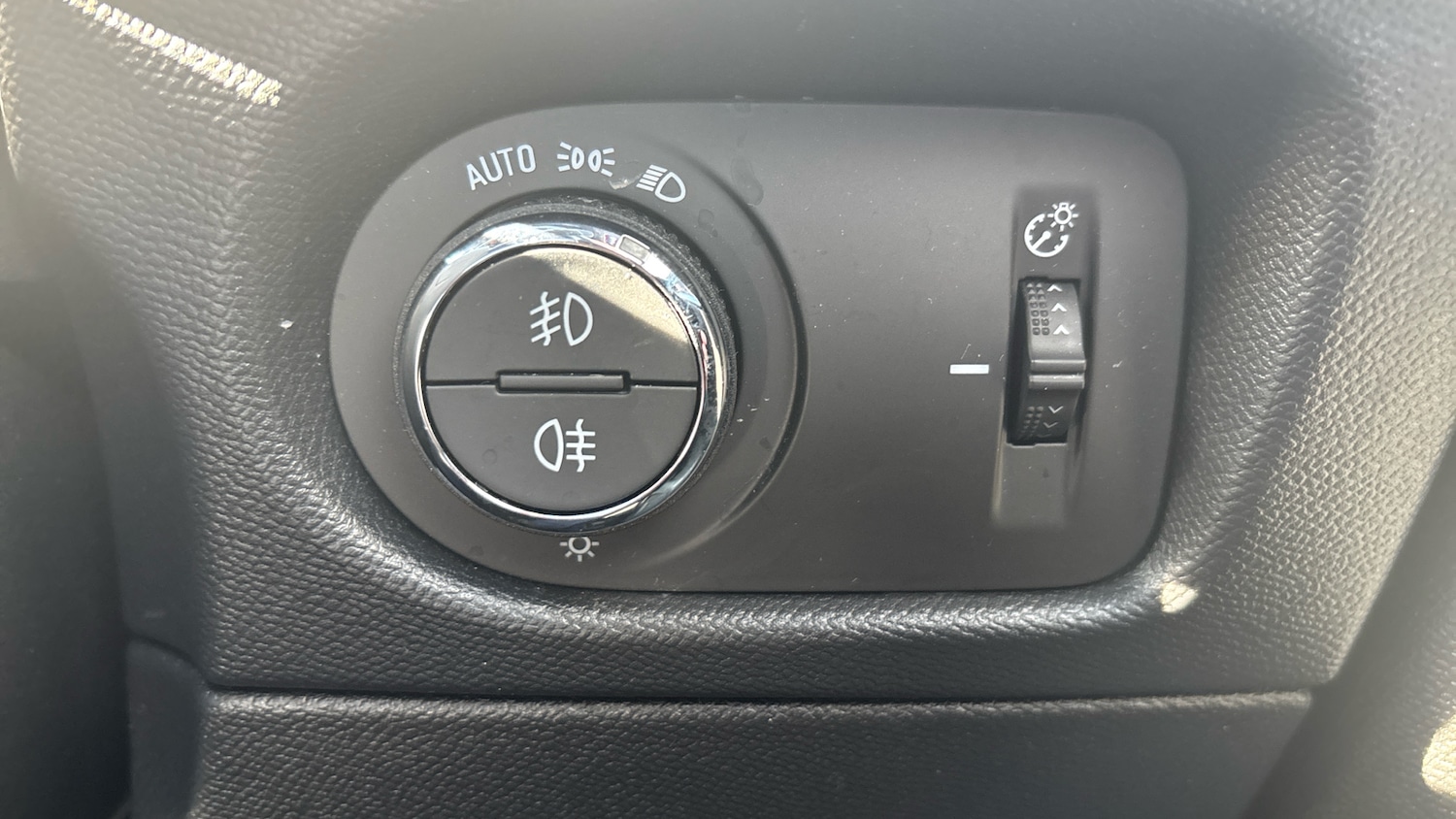 Used Vauxhall Mokka 2023 for sale - 77950308: Photo 37