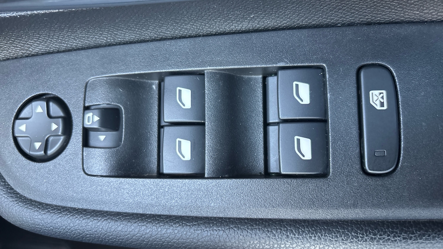 Used Vauxhall Mokka 2023 for sale - 77950308: Photo 38