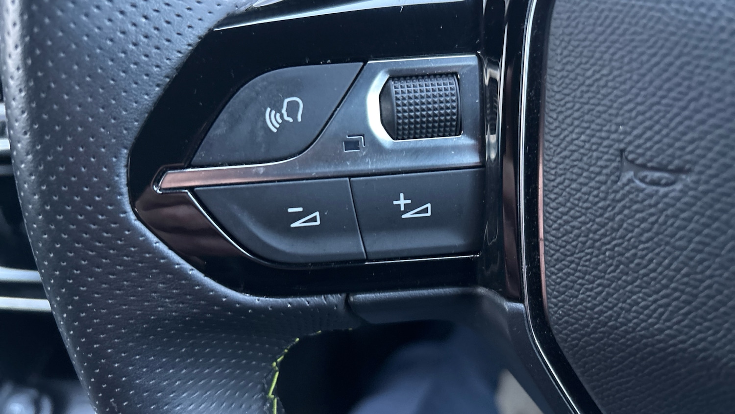 Used Peugeot 208 2022 for sale - 77335772: Photo 33