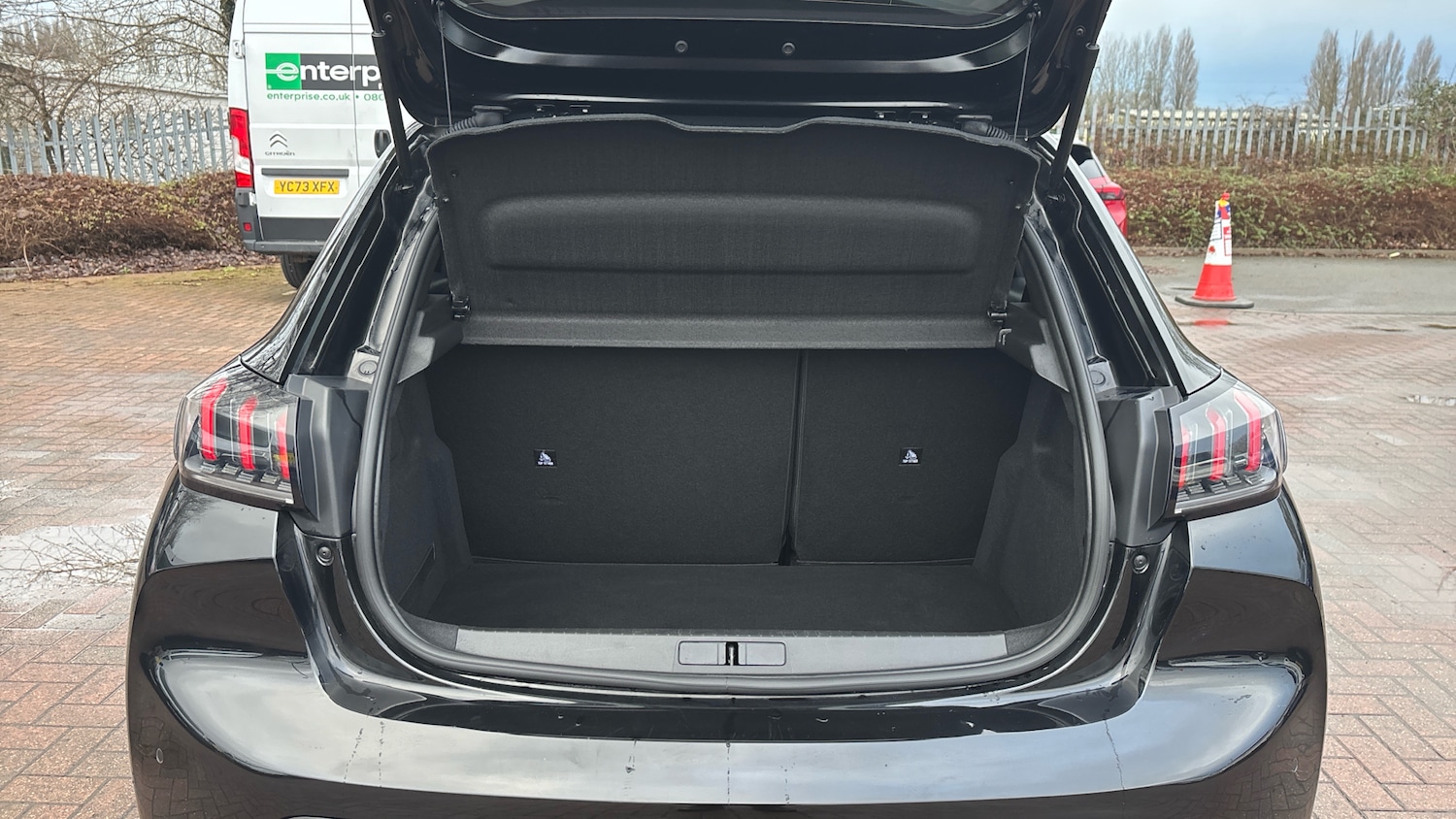 Used Peugeot 208 2022 for sale - 77335772: Photo 4