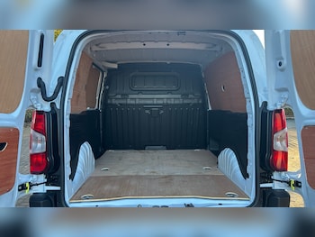 Used Vauxhall Combo 2024 for sale - 77744201: Photo