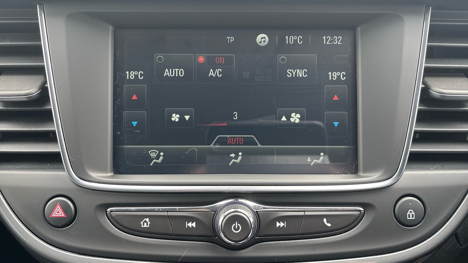 Used Vauxhall Crossland 2021 for sale - 77404484: Photo 26