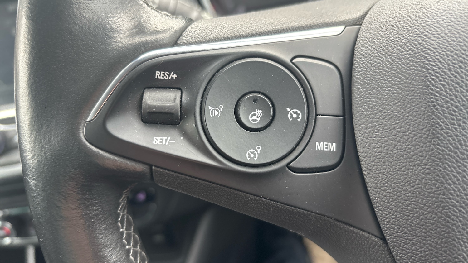 Used Vauxhall Crossland 2021 for sale - 77404484: Photo 33