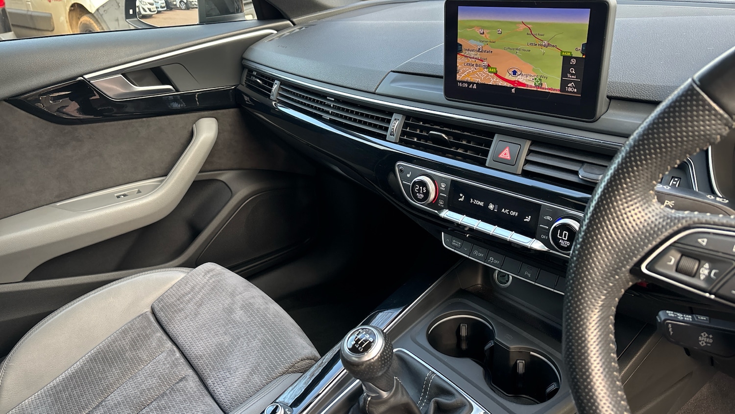 Used Audi A4 2017 for sale - 77761698: Photo 14