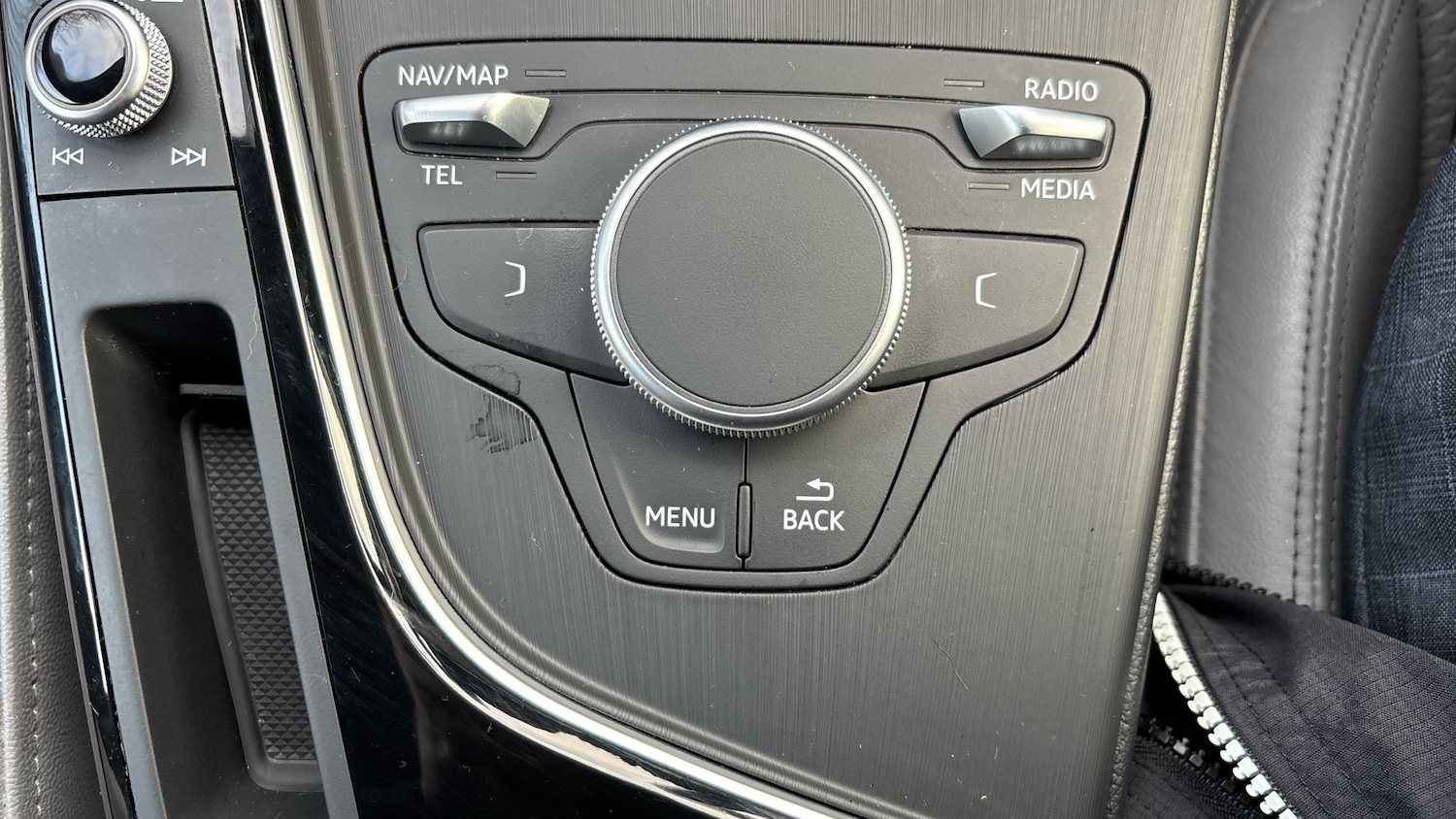 Used Audi A4 2017 for sale - 77761698: Photo 31