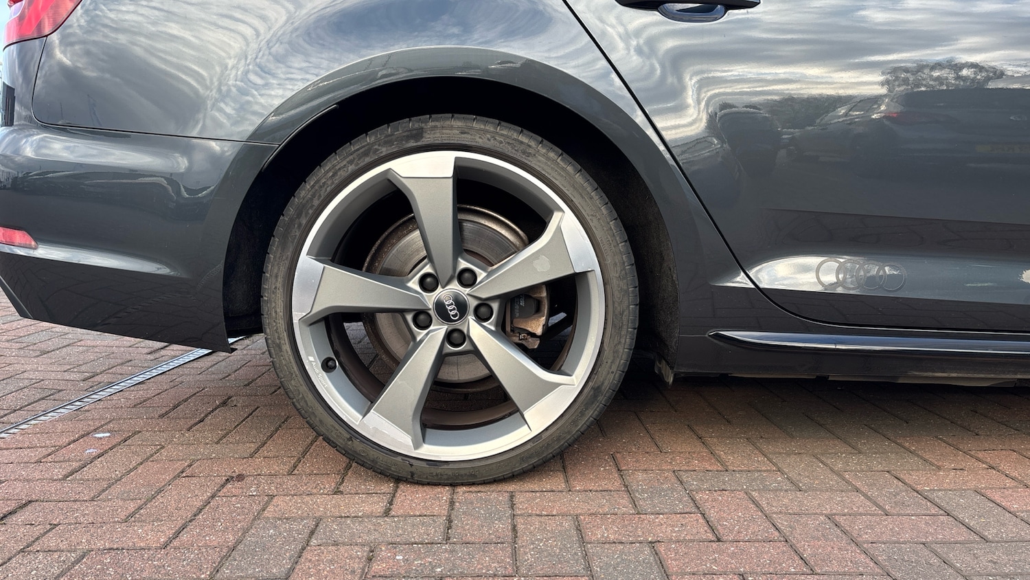 Used Audi A4 2017 for sale - 77761698: Photo 7