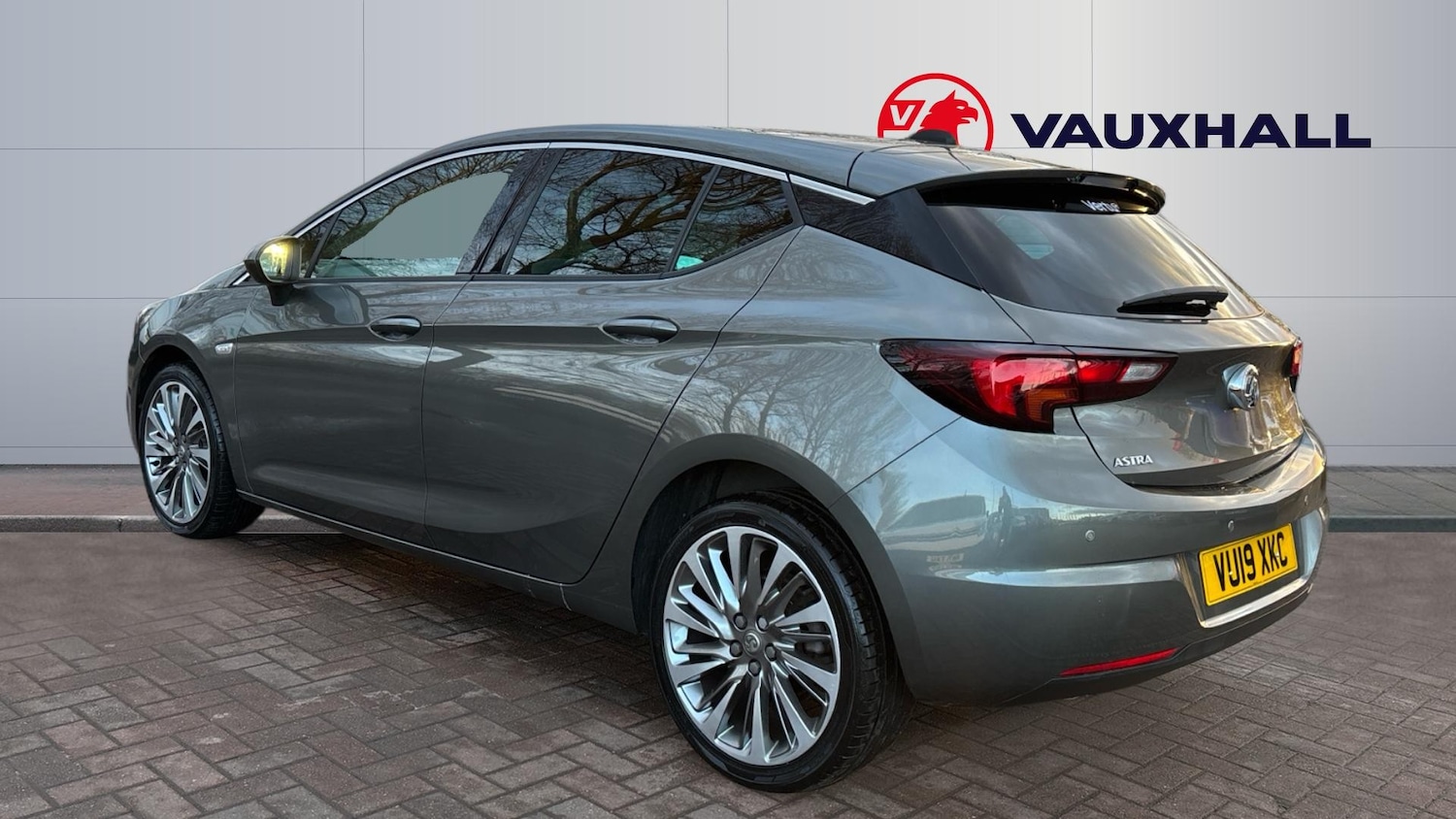 Used Vauxhall Astra 2019 for sale - 77446098: Photo 2