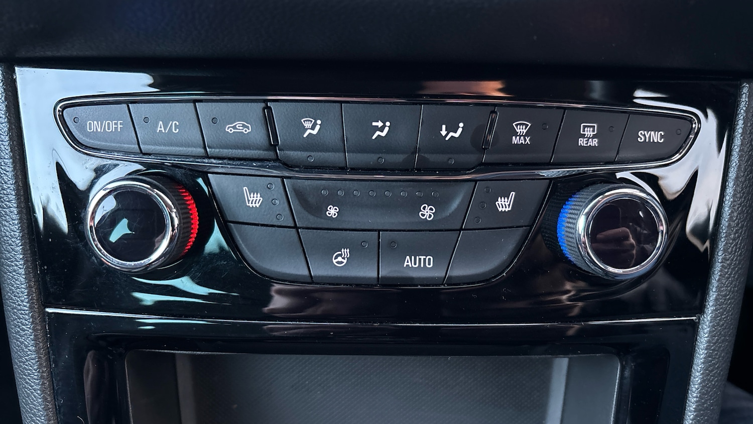 Used Vauxhall Astra 2019 for sale - 77446098: Photo 25