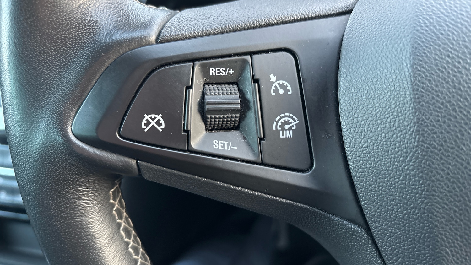 Used Vauxhall Astra 2019 for sale - 77446098: Photo 29