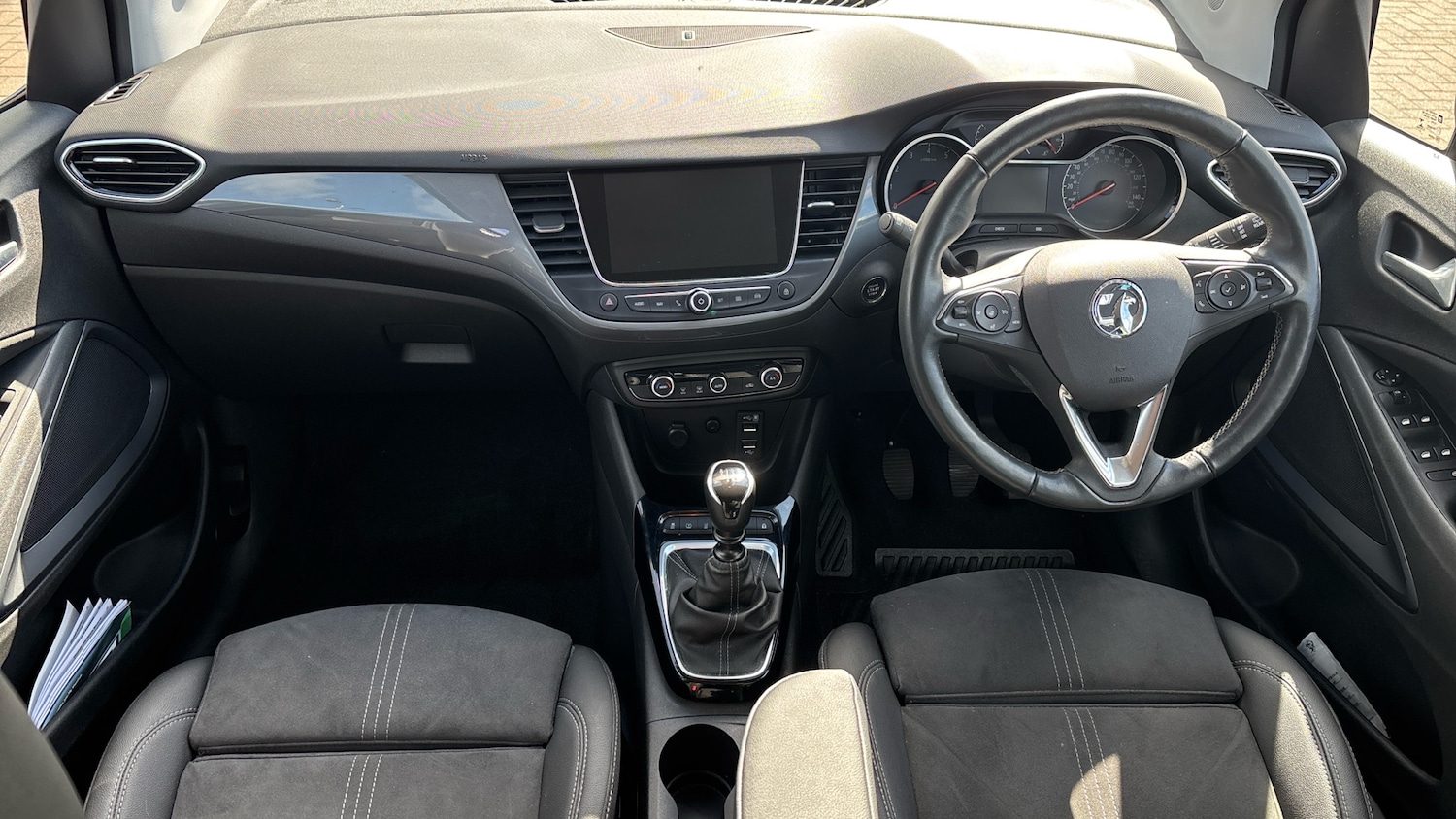 Used Vauxhall Crossland 2023 for sale - 78197296: Photo 10